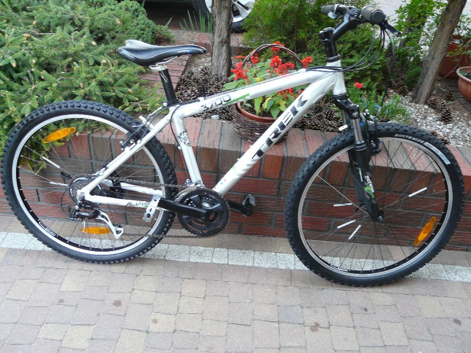 trek 3700 alpha aluminum