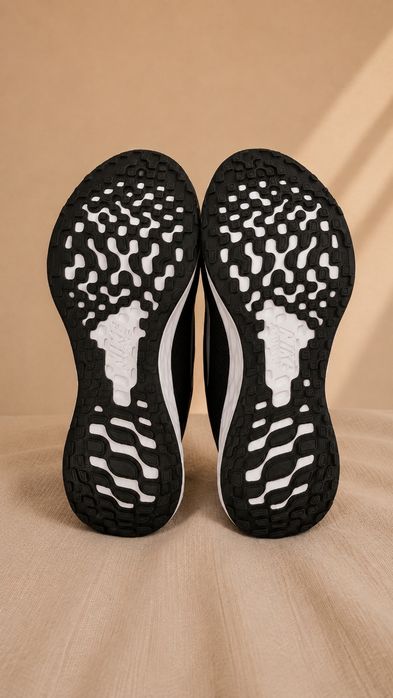 Nike Running czarne 46 nowe do biegania