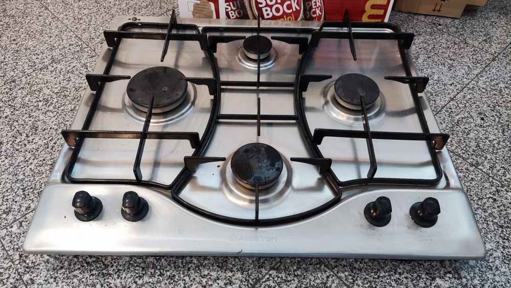 Placa a gás Ariston