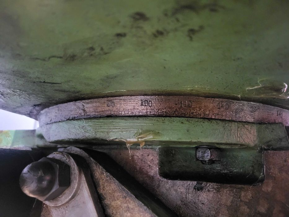 Stół teowy do frezarki X8132 3 osiowy