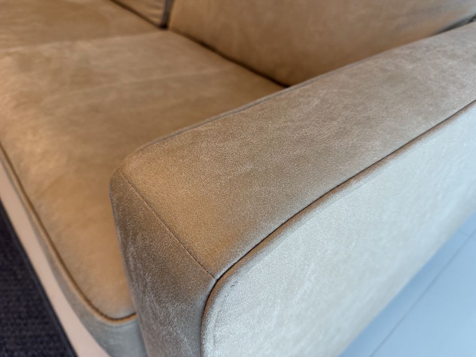 Sofa Beliani - 3 lugares - comprado em março 2025.