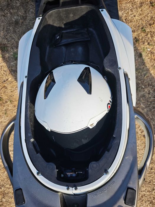 Moto scooter Benelli