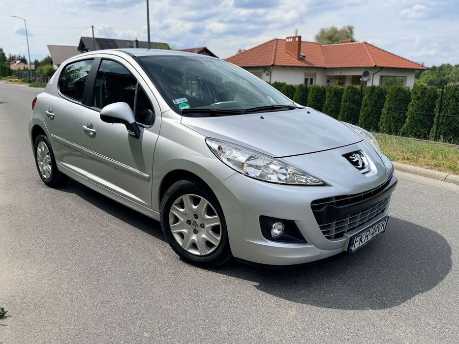 Peugeot 207 1.4 benzyna Jeden właściciel bezwypadkowy zadbany