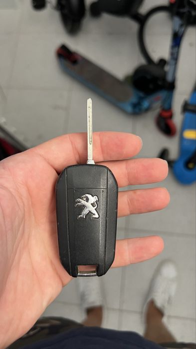 Chave /comando peugeot