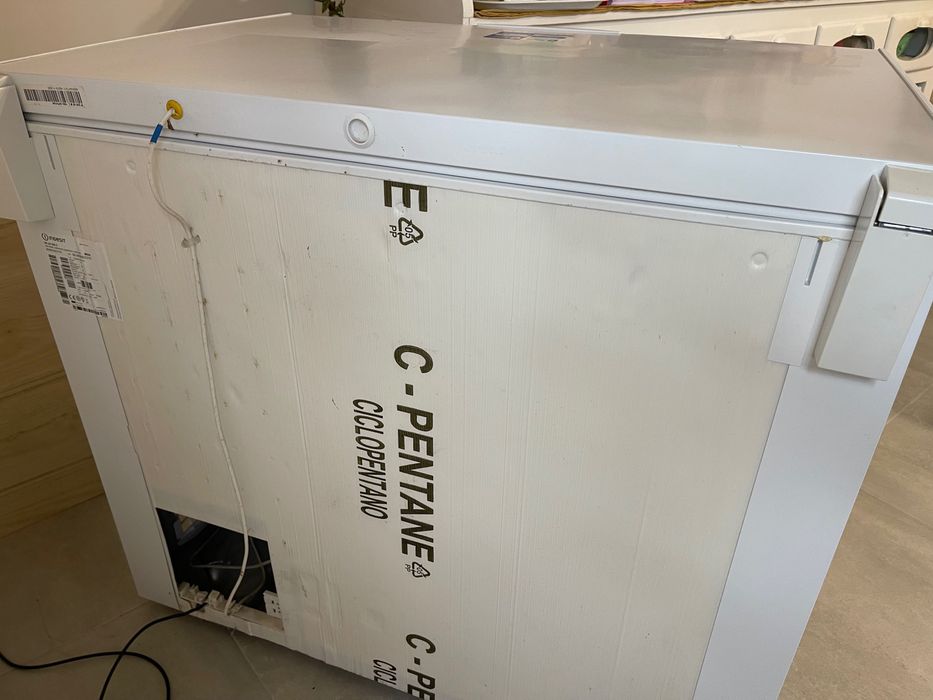 Arca congeladora Indesit