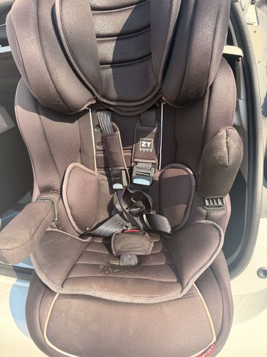 Cadeira auto isofix.