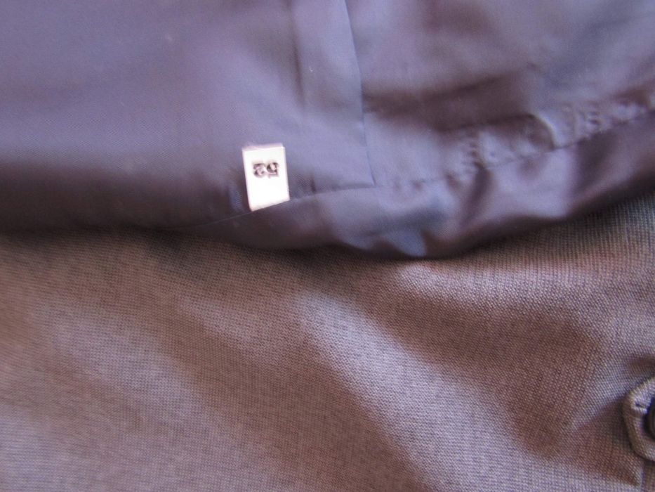 Fato de homem cor cinza claro T.52 calça+colete+ casaco.