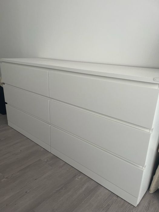 Comoda branca ikea