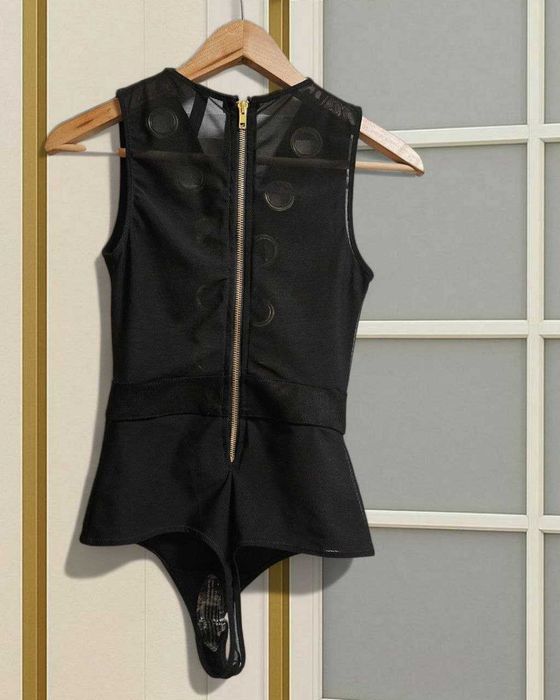 Чёрное боди Ann Summers с золотыми люверсами, под замшу с сеткой