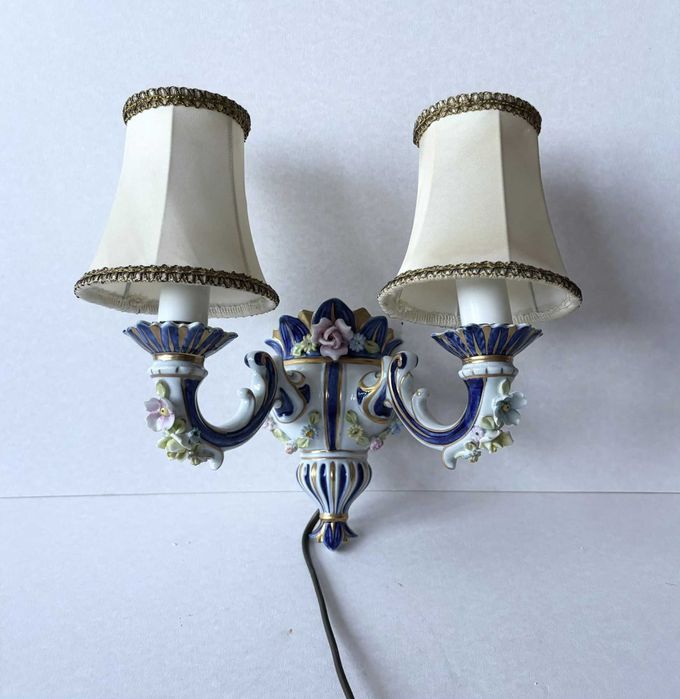 Piękny porcelanowy kinkiet Capodimonte?