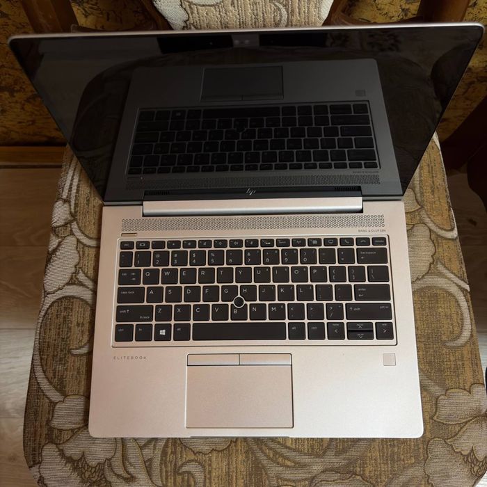 Продам ноутбук HP EliteBook 830 G5.