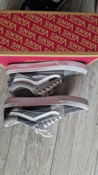 Unikatowe buty Vans EUR 40