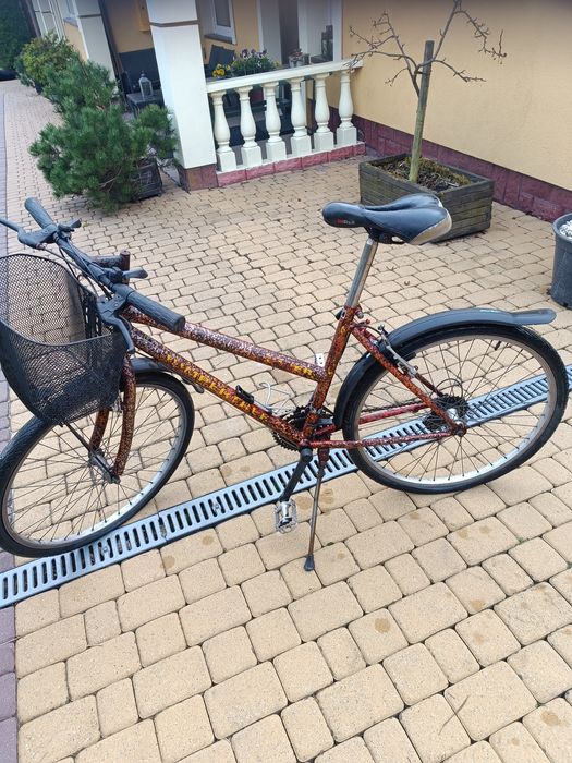 Rower górski z koszyczkiem