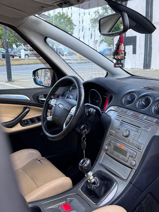 Ford S-Max