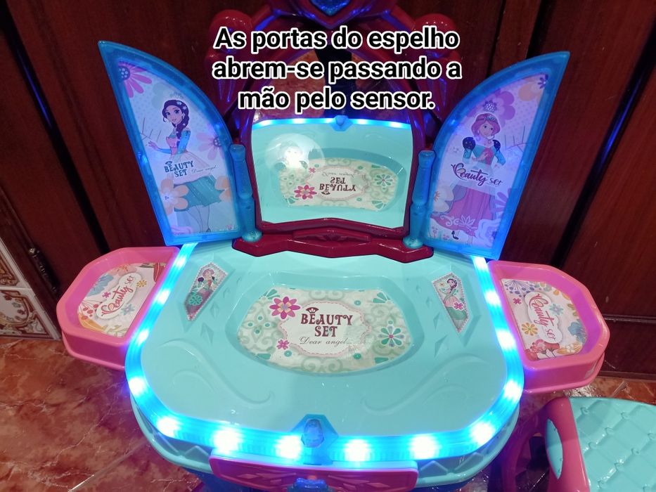 Brinquedos penteadeira toucador criança menina casa quarto apartamento