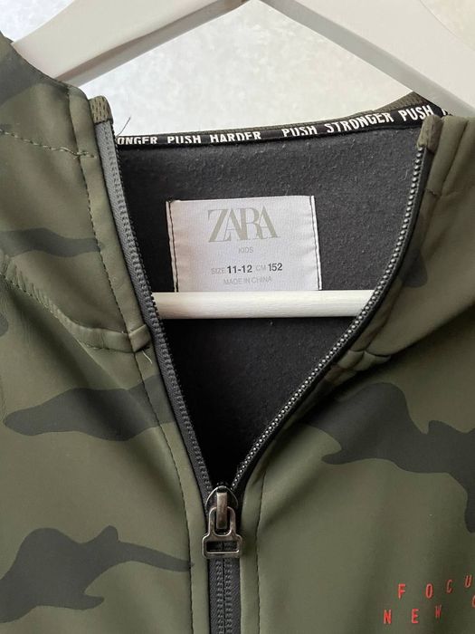 Куртка Zara 152 см