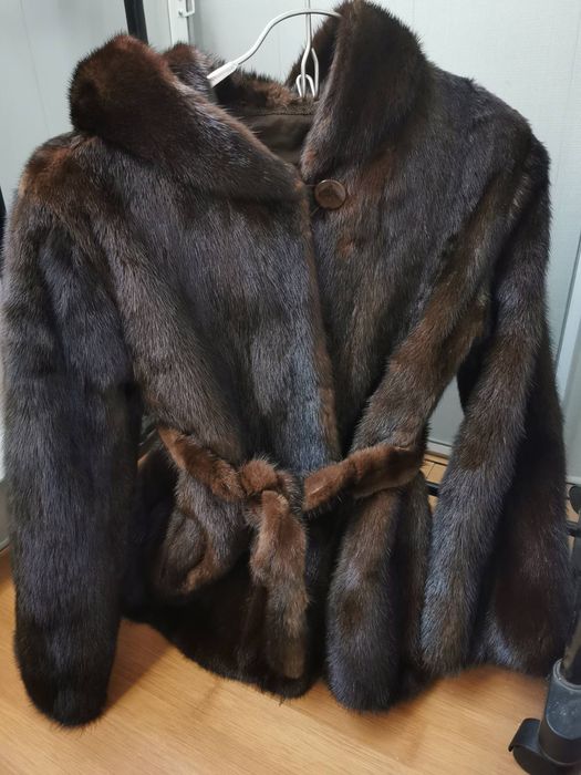 Шуба в отличном  состояние) Норка)