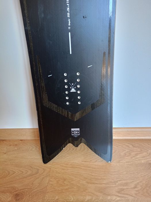 Deska snowboardowa snowboard 145 nidecker mosquito