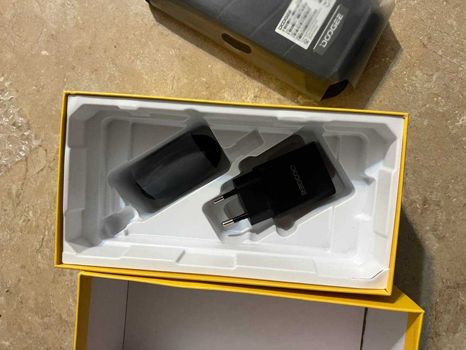 DOOGEE V Max Smartfon PANCERNY 120Hz 22000mAh 5G