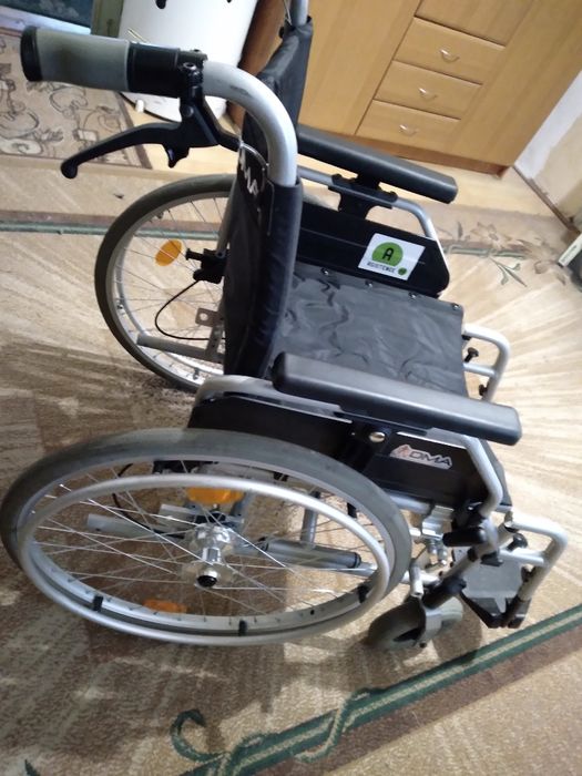 Продам інвалідну каляску