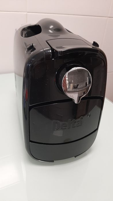Máquina de Café Delta preta