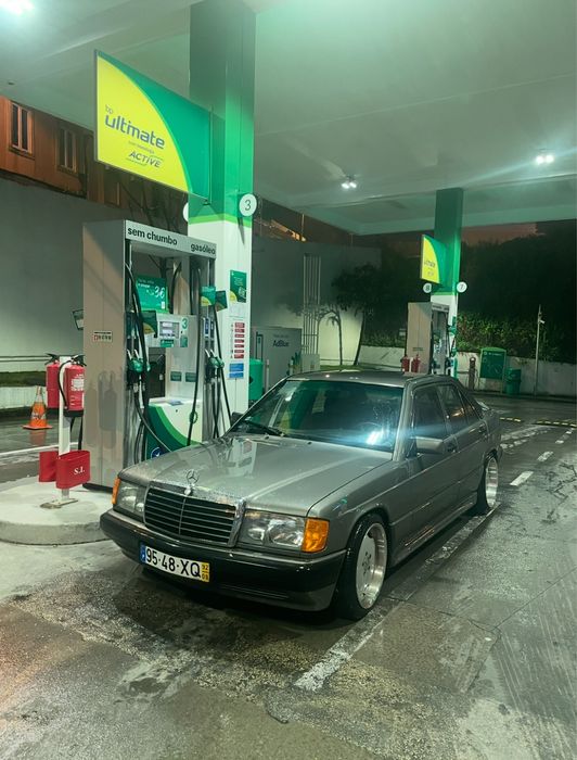 Mercedes 190 2.5 foto 4