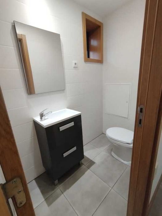 Moradia T2+1 totalmente reconstruída | 130m² | Garagem e duas entradas