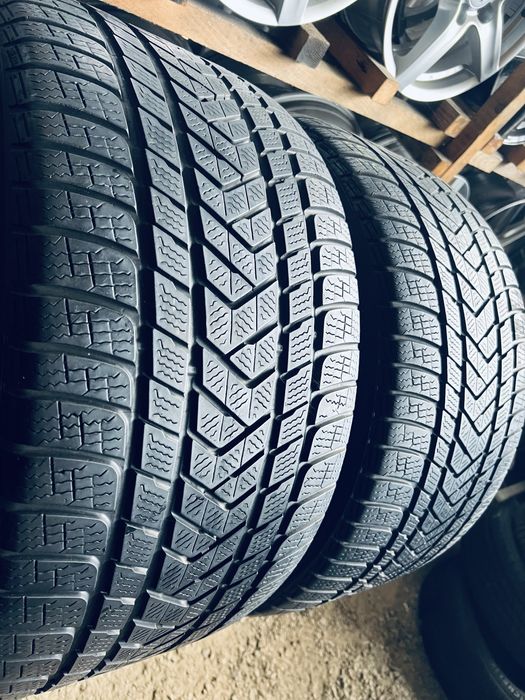 Шини Резина Зимові  23Рік 315 30 21 Pirelli Sottozero 3 2шт