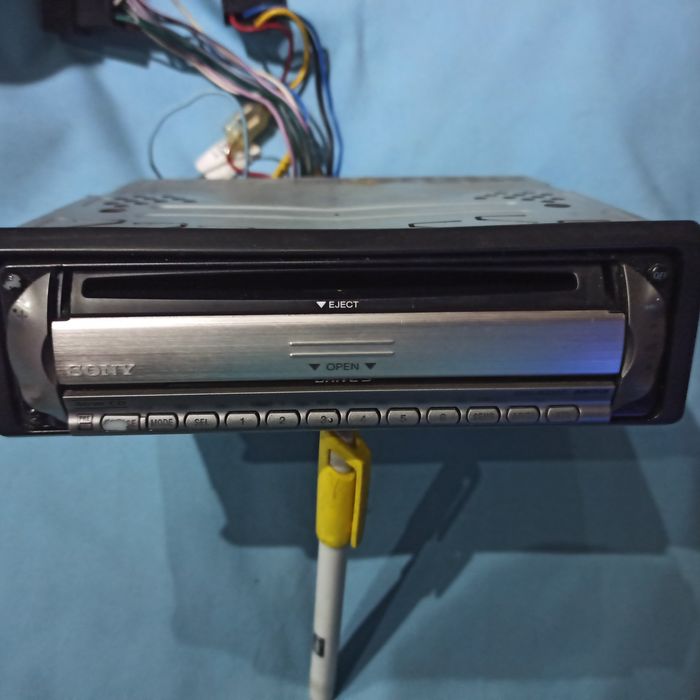 Sony CDX-R 3350  radio samochodowe 4x50 W