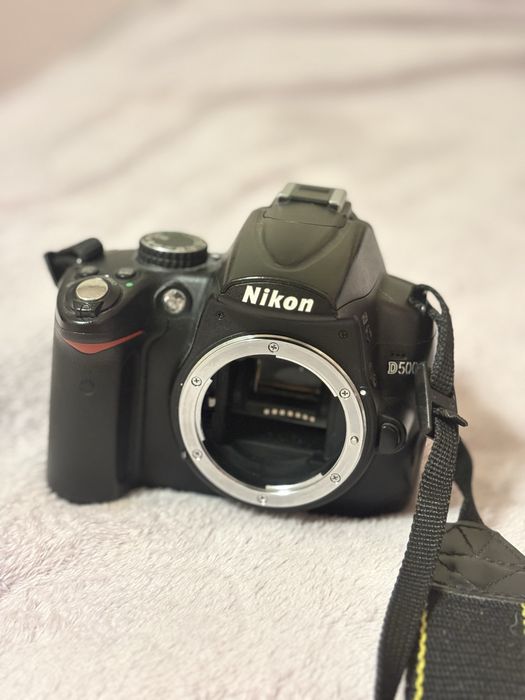 Фотоапарат никон д5000
