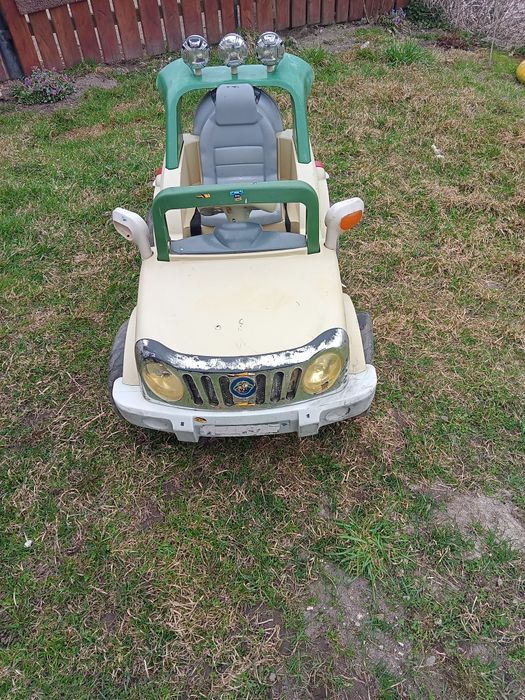 Дитячий автомобіль.