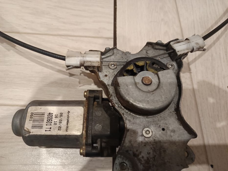 Стекло подъемник Nissan Almera n16 Читать описание!