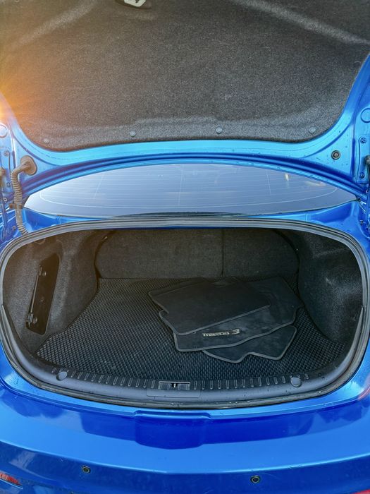 Продам Мазду 3 2012 р