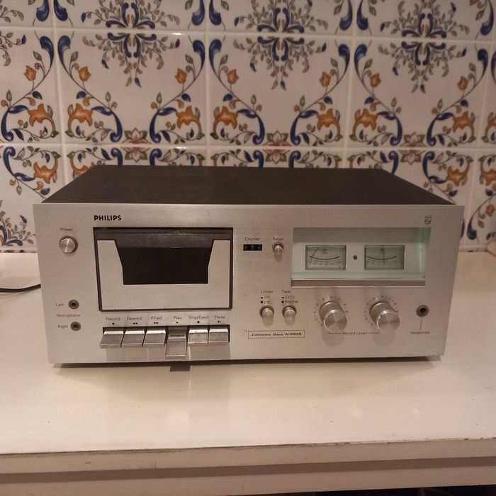 Philips N3500 cassette player/recorder