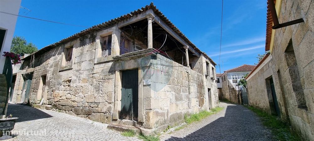 Moradia para Restaurar T4 Venda em Ribafeita,Viseu