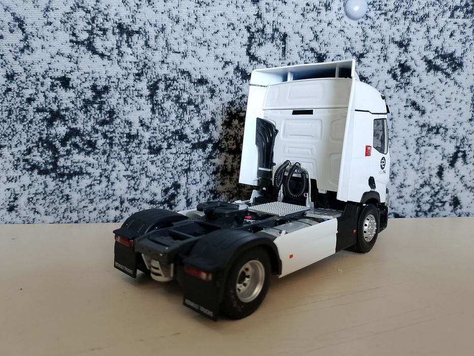 Eligor 1/43. Renault t 450