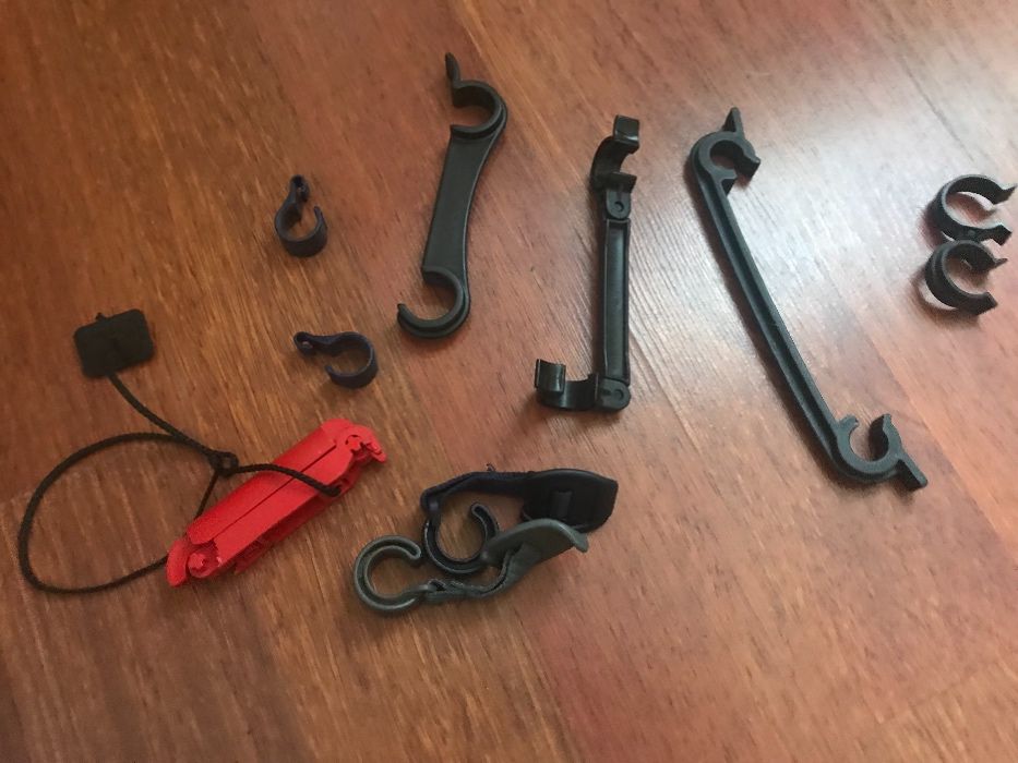Plastiki, zabezpieczenia, łączniki części do wózków