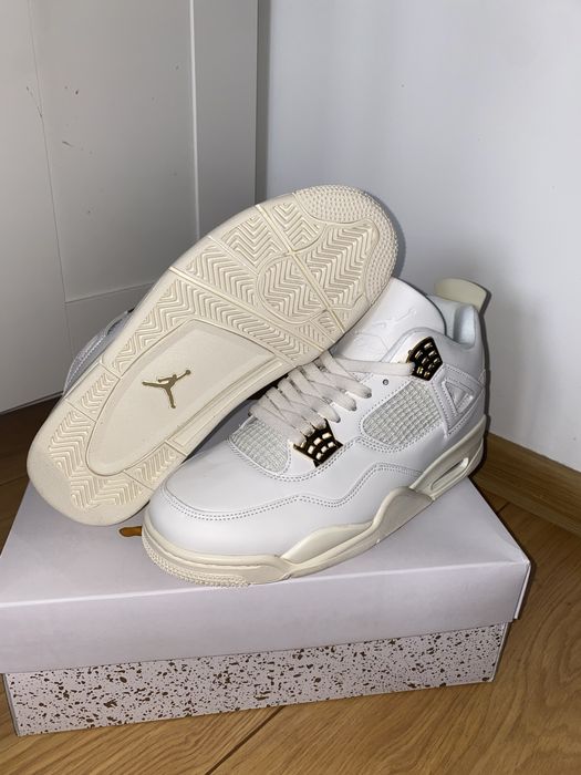Air Jordan 4 White and Gold