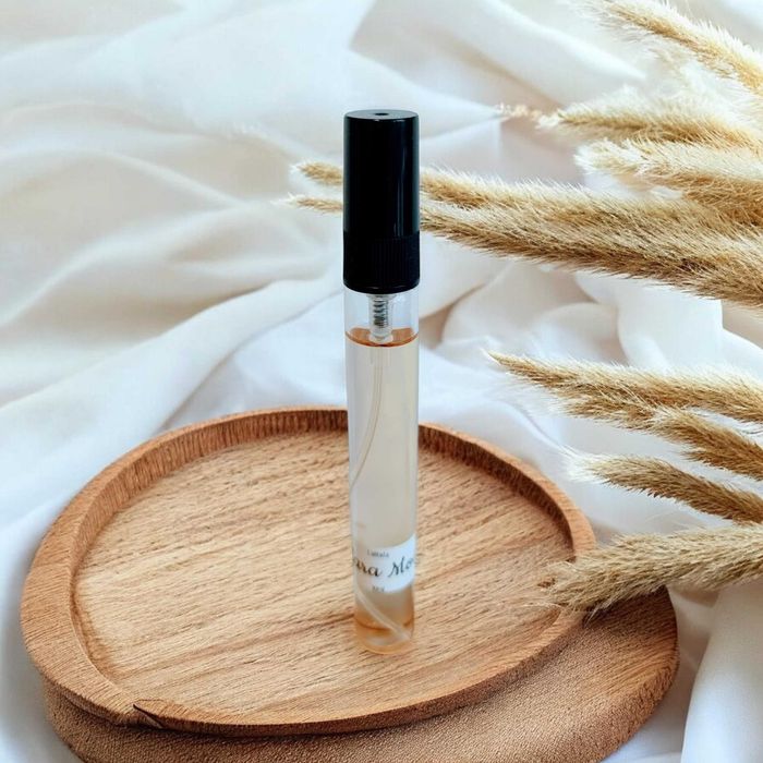 Perfumetka Lattafa Yara MOI