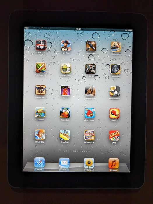 Планшет Apple iPad A1219 32GB Wi-Fi + кабель зарядки