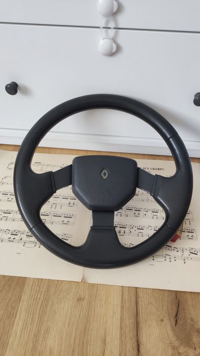 Renault Volante Antigo