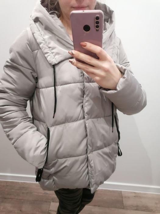Szara kurtka puchowa oversize