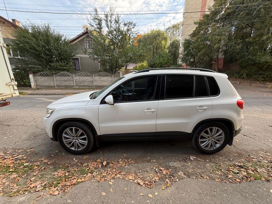 Продам авто Volkswagen Tiguan 2008