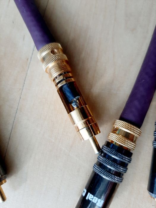 Przewody cyfrowe Real Cable hd75 ohms