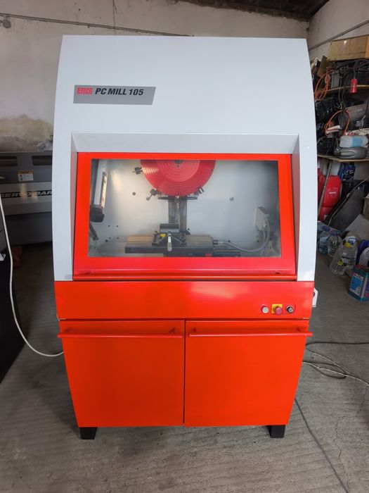 Фрезерний верстат ЧПК Фрезерний ЧПУ EMCO PCMILL 105