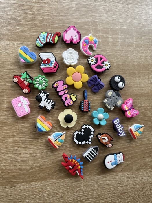 Przypinki do butow typu crocs jibbitz charms