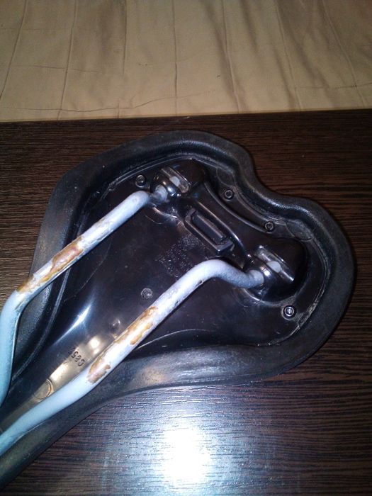 Велозапчастини, сідушка, задня перекидка,