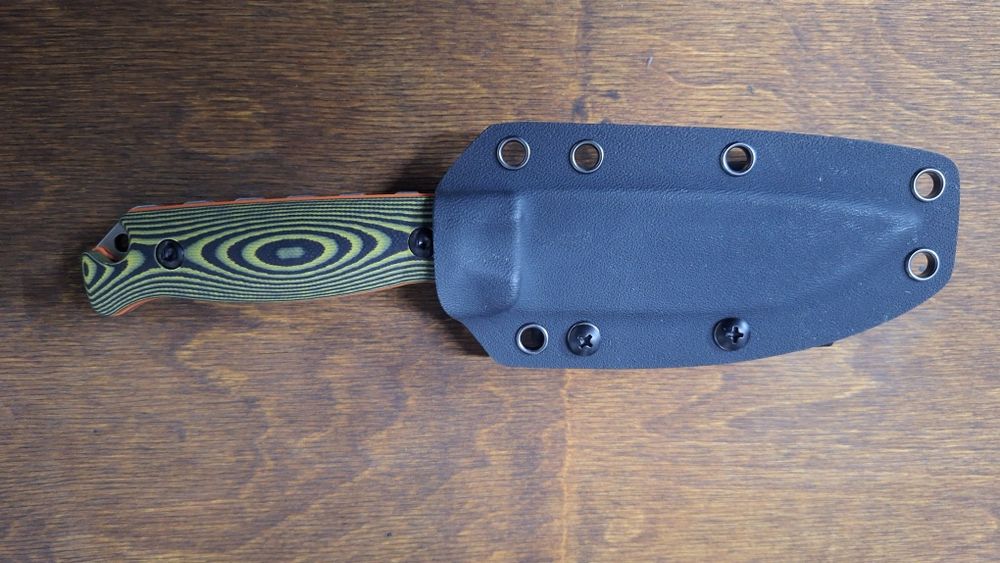 Nóż myśliwski Full Tang,survivalowy 8cr13mov kopia Benchmade nr.15002