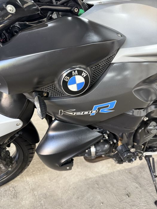 Мотоцикл BMW k1200R ABS кофры, кардан, маятник