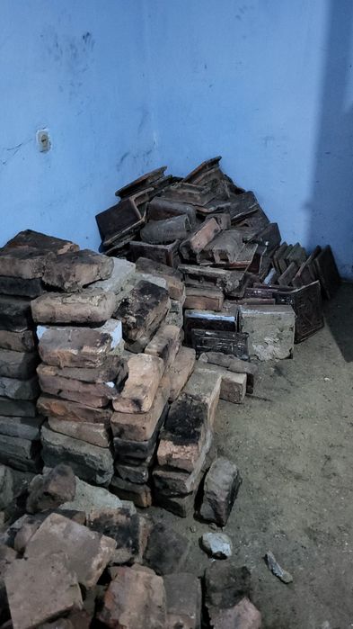 Продам кахель пічний і цеглу шамотку